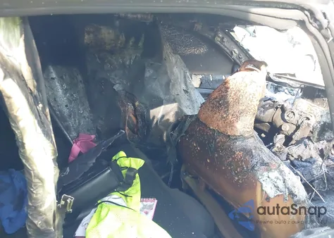 2023 Nissan Sentra Sr Xtronic Cvt z USA, uszkodzony, nr VIN 3N1AB8DV4PY231165